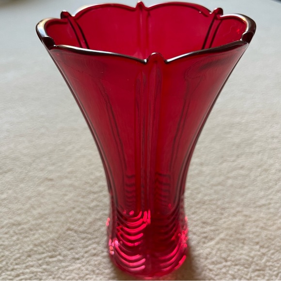 Glass Vase 10” Tall With 5” Opening For a Beautiful Bouquet of Flowers Red - Picture 8 of 12